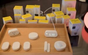 Ikea’s cheap new smart home gear is struggling to get connected