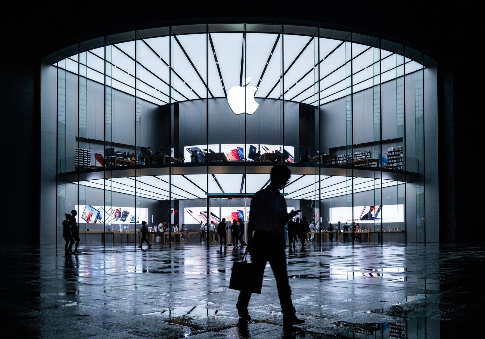 Security Roundup: Apple’s Hide My Email Service Fails to Hide Your Email